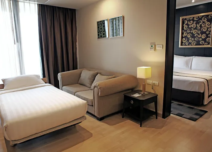 Admiral Premier 4*