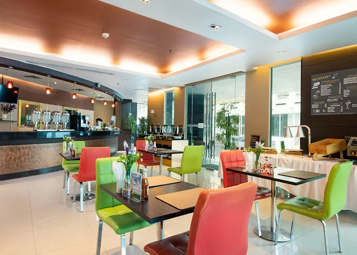Admiral Premier Hotel 4*
