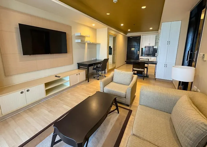 Admiral Premier 4* Bangkok