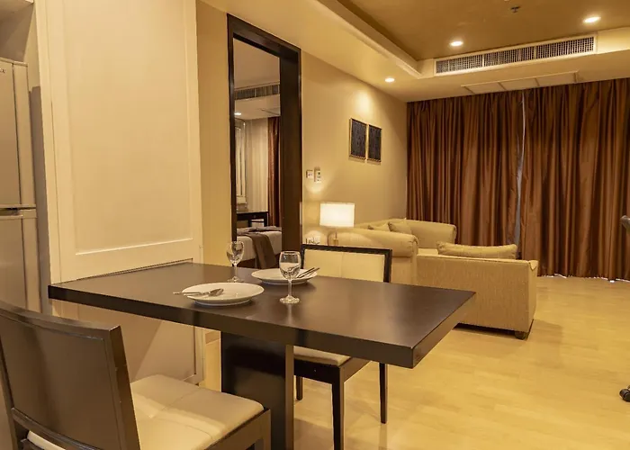 Admiral Premier Hotel 4*