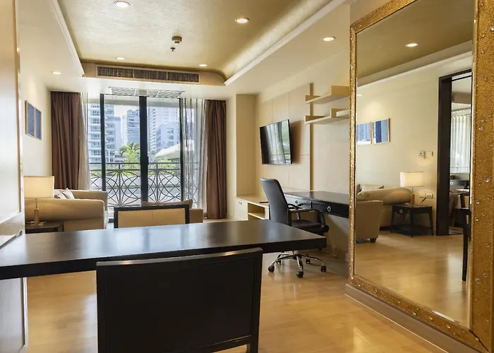 Hotel Admiral Premier 4*